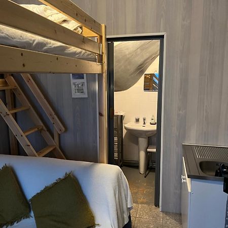 Studette Fonctionnelle Eaux Bonnes Apartment Bagian luar foto