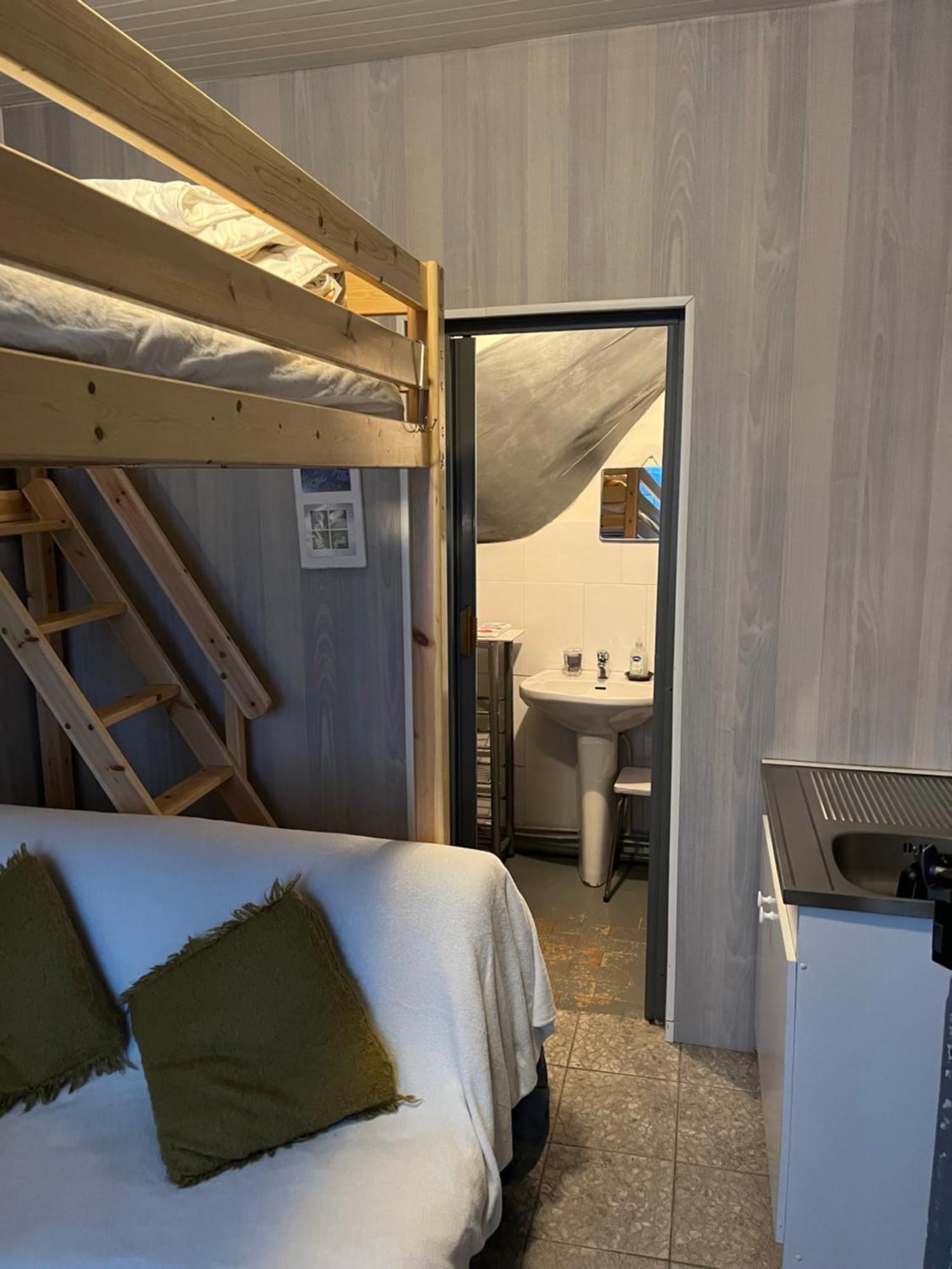 Studette Fonctionnelle Eaux Bonnes Apartment Bagian luar foto